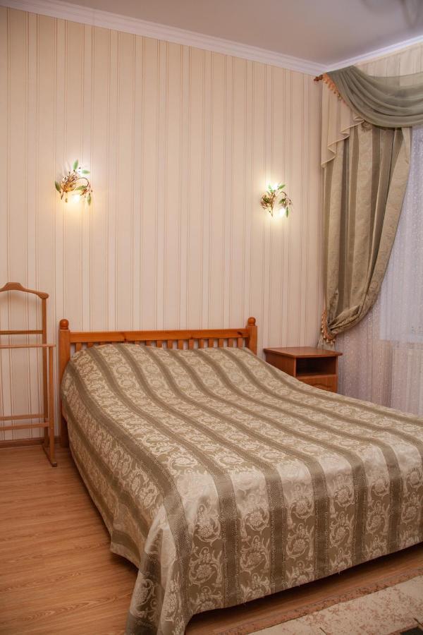 Piligrim 1 Hotel นิโกลาเยฟ ภายนอก รูปภาพ