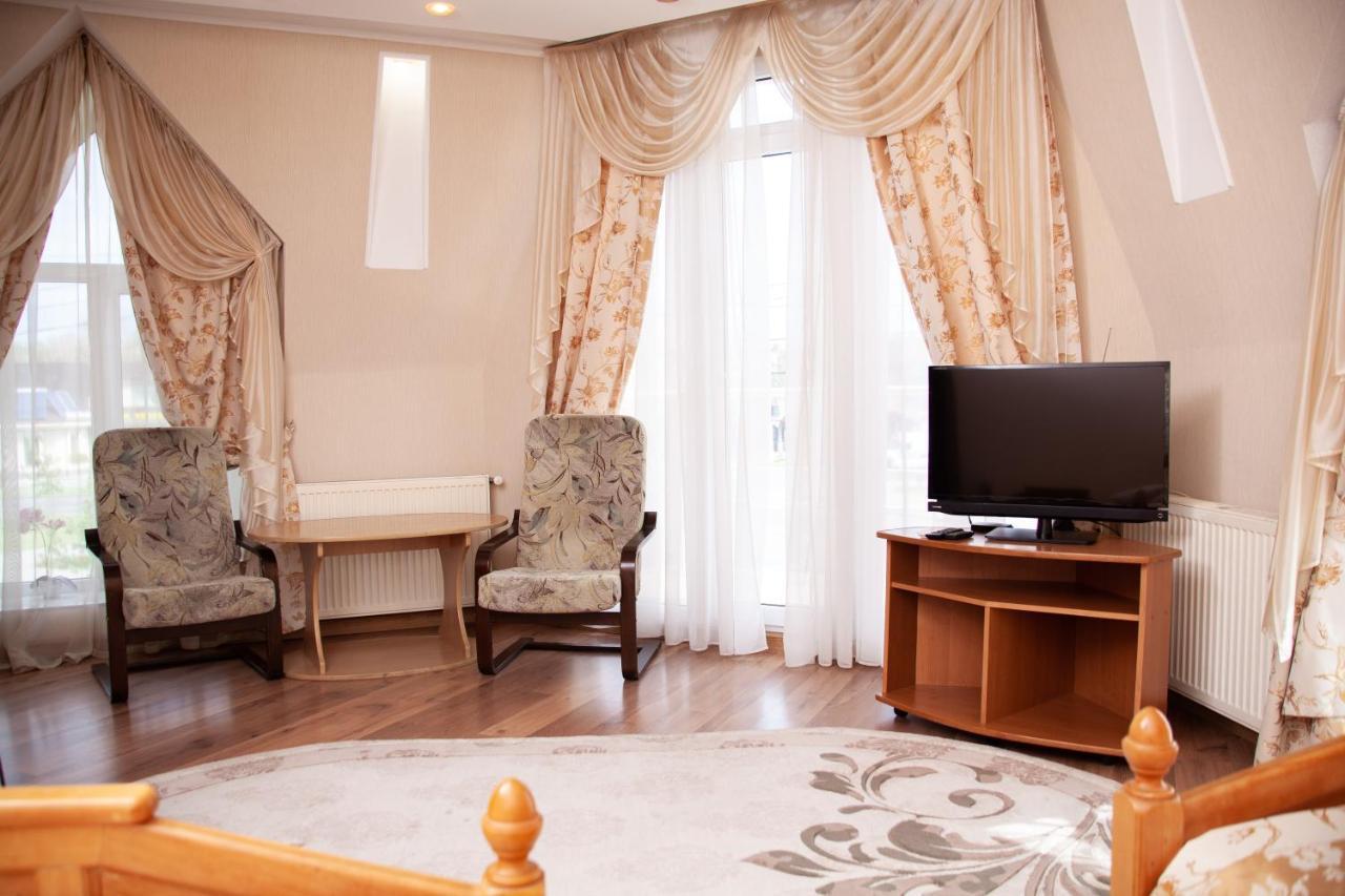 Piligrim 1 Hotel นิโกลาเยฟ ภายนอก รูปภาพ