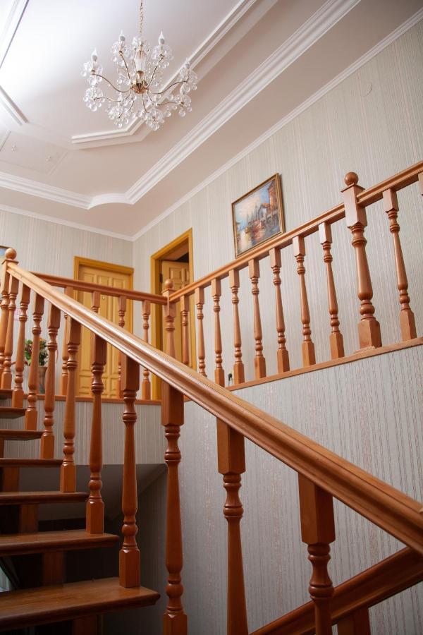 Piligrim 1 Hotel นิโกลาเยฟ ภายนอก รูปภาพ