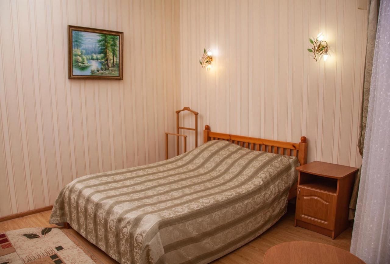 Piligrim 1 Hotel นิโกลาเยฟ ภายนอก รูปภาพ