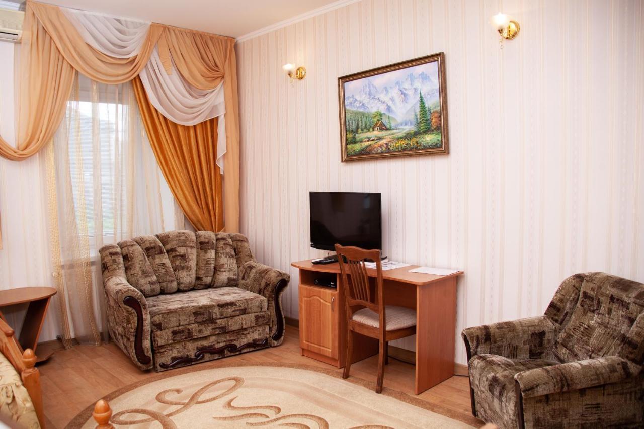 Piligrim 1 Hotel นิโกลาเยฟ ภายนอก รูปภาพ