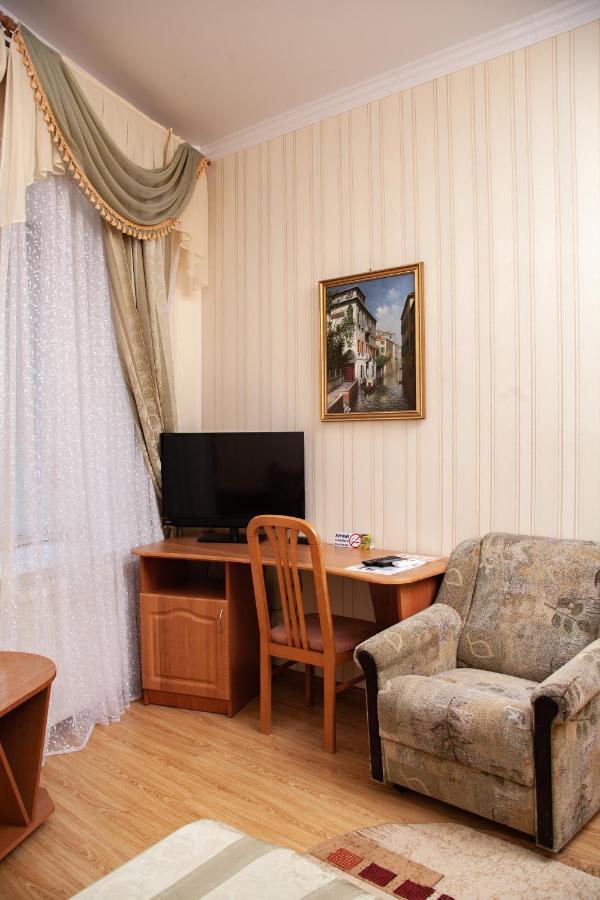 Piligrim 1 Hotel นิโกลาเยฟ ภายนอก รูปภาพ