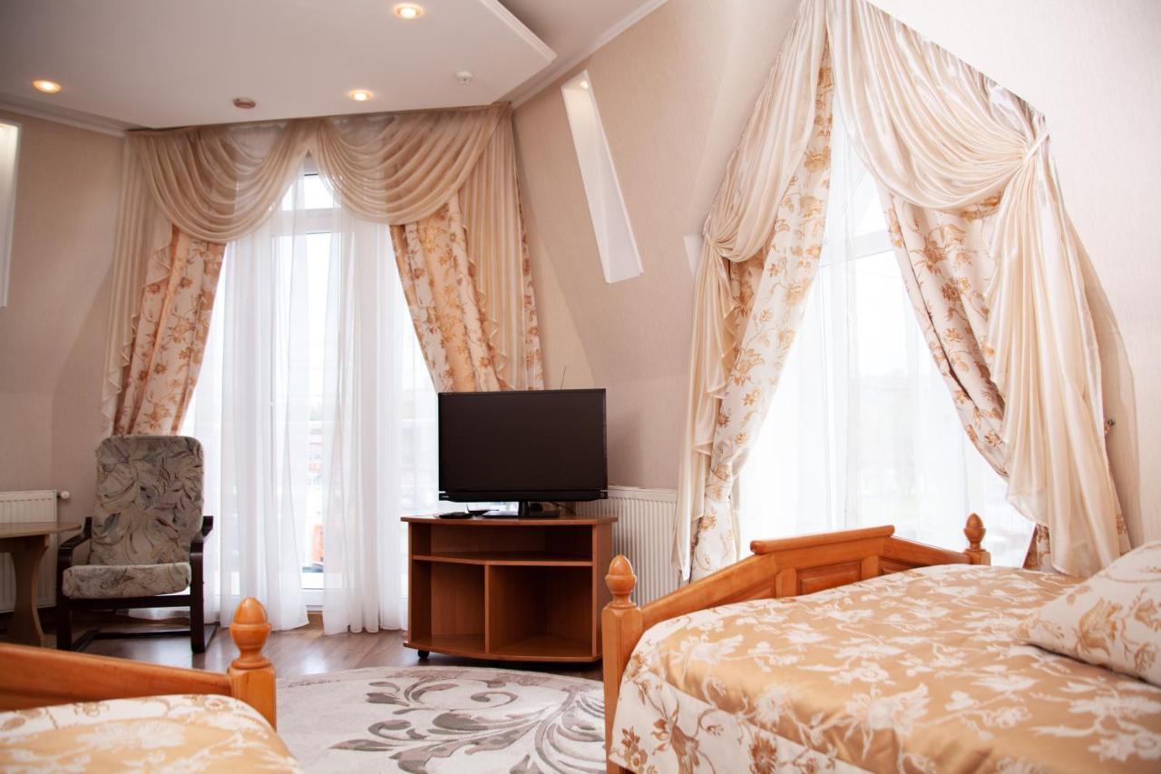 Piligrim 1 Hotel นิโกลาเยฟ ภายนอก รูปภาพ
